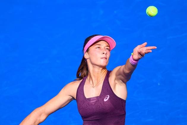 September 17, 2026: TO-45153- GUADALAJARA 2026. .La estadounidense Iva Jovic dio un paso m& xe1;s en la defensa de su t& xed;tulo en el Guadalajara Open 2026, luego de imponerse a la turca Zeynep S& xf6;nmez por 7-6(5) y 6-4, en los octavos de final del torneo disputado sobre la cancha dura del Centro Panamericano de Tenis. Jovic, segunda sembrada y campeona de la edici& xf3;n anterior, tuvo que emplearse a fondo ante una combativa S& xf6;nmez, pero respondi& xf3; en los momentos decisivos para quedarse con la victoria en un encuentro de dos horas y ocho minutos. Con este resultado, la estadounidense asegur& xf3; su lugar en los cuartos de final y mantiene firme su intenci& xf3;n de repetir el campeonato en Guadalajara..Guadalajara, Jalisco. Clasos.com.mx - ZUMAcs4_ 20260917_faa_cs4_086 Copyright: xDiegoxMorenox