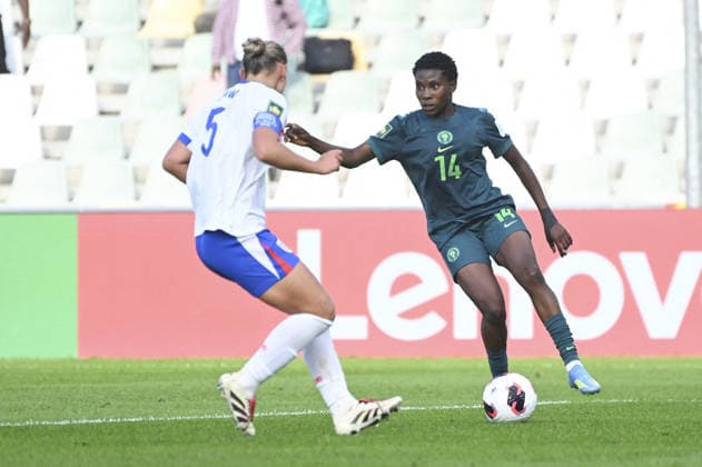 SOCCER - FIFA World Cup, WM, Weltmeisterschaft, Fussball - U-20 Women s - England vs. Nigeria Photo by IPA ABACAPRESS.COM88639793 - Zaraz Shaw (ENG) and Mary Mamudu (NGA) during the Round of 16 match of the FIFA U-20 Women s World Cup between England and Nigeria, in Bielsko-Biala, Poland, on September 17, 2026 Bielsko-Biala Poland  Copyright: xIPAxSport ABACAx