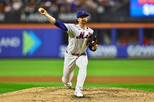 MLB, Baseball Herren, USA Philadelphia Phillies Vs. New York Mets New York Mets starting pitcher Nolan McLean 26 throws during the fifth inning of a baseball game against the Philadelphia Phillies at Citi Field in Corona, on September 17, 2026. Flushing N.Y. United States  Copyright: xGordonxDonovanx originalFilename:donovan-mlbphila260917_npVAL.jpg