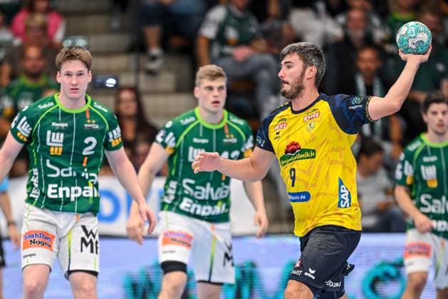 Göppingen, Germany, September 17, 2026 Jacob Arenth in action with Rhein-Neckar Löwen, on the ball, a solo play during the Opel Handball Bundesliga match between FRISCH AUF Goeppingen and Rhein Neckar Löwen at the EWS Arena on September 17, 2026, in Goeppingen, Germany. Photo by Harry Langer, DeFodi Images. Goeppingen, Germany, September 17, 2026 Jacob Arenth Lassen of Rhein Neckar Löwen controls the ball during the Opel Handball Bundesliga match between FRISCH AUF Göppingen and Rhein Neckar Löwen at the EWS Arena on September 17, 2026 in Göppingen, Germany Photo by Harry Langer, DeFodi Images Photo by Harry Langer, DeFodi Images