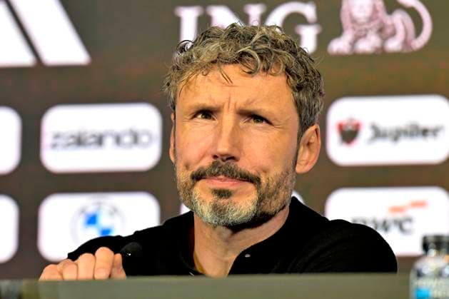 Belgian National Football team squad, Mannschaftsbild, Totale Announcement 18 09 2026 TUBEKE, BELGIUM - SEPTEMBER 18 : Mark Van Bommel federal head coach of the Belgian National football team speaking to the press during a press conference, PK, Pressekonferenz to announce his player selection to compete in the UEFA Nation League on September 18, 2026 in Tubeke, Belgium, 18 09 2026 Tubeke Belgium  Copyright: xSesx