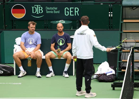 Kevin Krawietz, Tim Puetz, Training, practice, Davis Cup: Germany vs. Croatia, Heristo Arena, Halle, Westphalia, Germany; Tennis Davis Cup 2026; Davis Cup; Heristo Arena; Halle, Westphalia; North Rhine-Westphalia, Germany; September 18, 2026 Copyright: xJuergenxHasenkopfx