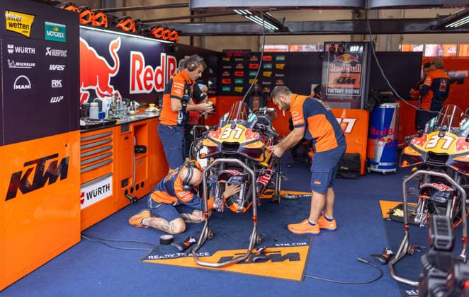 MOTORSPORTS - MotoGP, GP of Austria 2026 SPIELBERG,AUSTRIA,18.SEP.26 - MOTORSPORTS - MotoGP, Grand Prix of Austria, Red Bull Ring, practice. Image shows a feature of the garage of Pedro Acosta (ESP Red Bull KTM Factory Racing).  GEPAxpictures xHaraldxSteiner