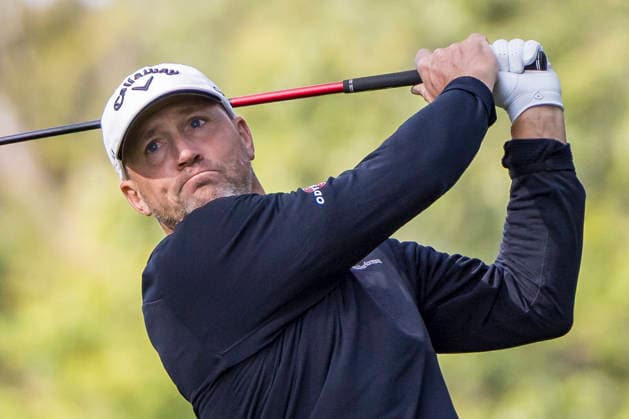 Golf - DP World Tour (European Tour) ˜Rolex Series™ - 2026 BMW PGA, Golf Herren Championship - Second Round - West Course, Wentworth Club - Friday 18th September 2026 2025 Wentworth champion Alex Noren (AUS) tees off from the 17th hole COLORSPORT DANIEL BEARHAM  cspDB_BMWPGA_R2_180926_