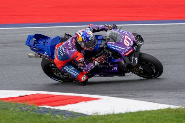 SPIELBERG, AUSTRIA - SEPTEMBER 18: Das Bild zeigt Toprak Razgatlioglu aus der Türkei vom Team Prima Pramac Yamaha MotoGP während des Freien Trainings 1 der MotoGP Großer Preis von Österreich 2026 am RED BULL RING am 18. September, 2026 in SPIELBERG, ÖSTERREICH, STEIERMARK. SPIELBERG, AUSTRIA 18 SEPTEMBER: The picture shows Toprak Razgatlioglu from Turkey, riding for Team Prima Pramac Yamaha MotoGP, during Free Practice 1 of the 2026 MotoGP Austrian Grand Prix at the RED BULL RING on 18 September 2026 in SPIELBERG, AUSTRIA, STYRIA. Copyright: xIBEX.agencyx xGerdxSchifferlx