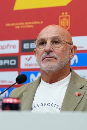 September 18, 2026, Las Rozas, Madrid, Spain: Luis de la Fuente, head coach of Spain, attends a press conference, PK, Pressekonferenz to announce the squad list ahead of the UEFA Nations League 2026 27 matches against Croatia, England and Czech Republic on September 18, 2026, in Las Rozas, Madrid, Spain. Luis De La Fuente Press Conference - UEFA Nations League  - ZUMAa181 20260918_zaa_a181_099 Copyright: xDennisxAgyemanx