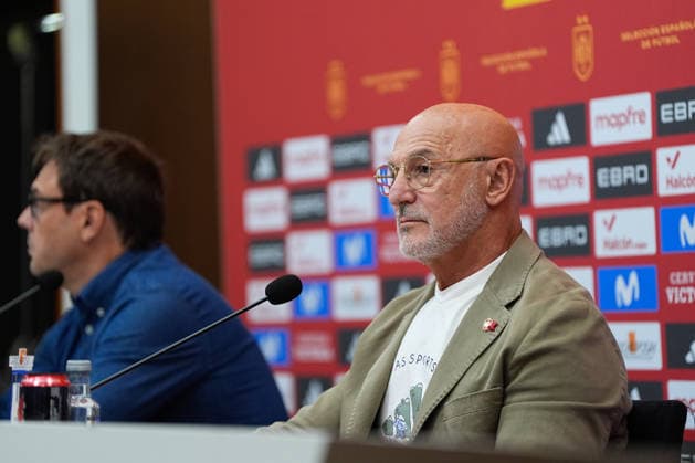 September 18, 2026, Las Rozas, Madrid, Spain: Luis de la Fuente, head coach of Spain, attends a press conference, PK, Pressekonferenz to announce the squad list ahead of the UEFA Nations League 2026 27 matches against Croatia, England and Czech Republic on September 18, 2026, in Las Rozas, Madrid, Spain. Luis De La Fuente Press Conference - UEFA Nations League  - ZUMAa181 20260918_zaa_a181_102 Copyright: xDennisxAgyemanx