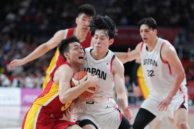 Asian Games 2026 Basketball - Japan vs China Semi Finals Atsuya Ogawa of team Japan and Pang Zhenglin of team china during the Japan vs China Semi Finals Basketball game at the 2026 Asian Games on September 18, 2026 in Nagoya, Japan. (Photo by Ellan Mad Nexpher Images) Nagoya Aichi