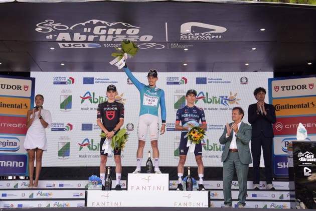 France s KÃ vin Vauquelin of Netcompany Ineos winner of the race in the middle, France s Mathys Rondel of Tudor Pro Cycling Team second place and Italy s Alessandro Fancellu of MBH Bank CSB Telecom Fort third place on the podium during the Giro d™Abruzzo, stage 4 from Silvi to Controguerra (182 km) - Abruzzo, Italy - Friday, September 18, 2026. - cycling.  Copyright: xFabioxFerrari LaPressex