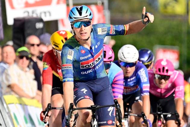 Kampioenschap van Vlaanderen 2026 Cycling Race KOOLSKAMP, BELGIUM - SEPTEMBER 18 : Merlier Tim (BEL) of Soudal Quick-Step wins the sprint, second place for Groenewegen Dylan (NED) of Unibet Rose Rockets, third place for Waerenskjold Soren (NOR) of Uno-X Mobility during the 110th edition of Kampioenschap van Vlaanderen an UCI Class 1.1 one day cycling road race for Men Elite of km with start in Koolskamp and finish in Koolskamp on September 18, 2026 in Koolskamp, Belgium, 18 09 2026 Koolskamp Belgium  Copyright: xJanxDexMeuleneirx