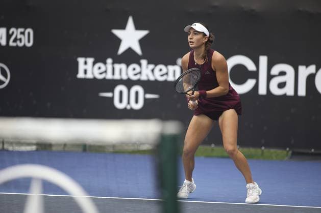 RECORD DATE NOT STATED alina charaeva vence elina avanesyan por 2 sets a 0 no sp open Sao Paulo (SP), 09 17 2026 Tennis SP Open Armenian tennis player Alina Charaeva defeated her compatriot Elina Avanesyan by 2 sets to 0, with partial scores of 6 2 and 6 3, this Thursday (17), in the round of 16 of the SP Open, at Villa-Lobos Park, in Sao Paulo.(Foto: Leco Viana Thenews2 imago images) SPO  Copyright: xLecoxVianax