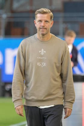 September 18, 2026, xgox, Soccer, 2. Bundesliga, VfL Wolfsburg vs. SV Darmstadt 98, Florian Kohfeldt (Darmstadt), Coach. DFL and DFB regulations prohibit any use of photographs as image sequences and or quasi-video. Wolfsburg