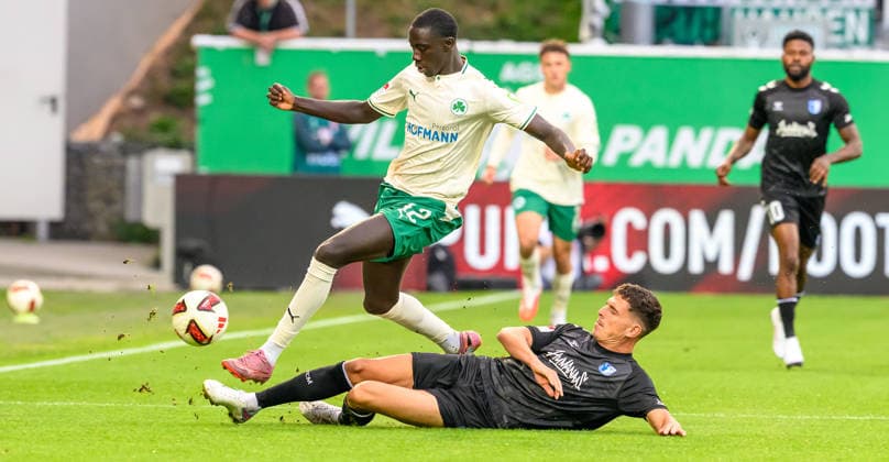 September 18, 2026 Soccer Season 2026–2027, Matchday 2, Bundesliga, SpVgg Greuther Fürth vs. Kleeblatt FC Magdeburg, FCM, Sports Photo by Zink xwoxzix. DFL regulations prohibit any use of photographs as image sequences and or quasi-video For editorial use only. Omar Sillah 42, SpVgg Greuther Fürth; Tobias Müller 5, FC Magdeburg