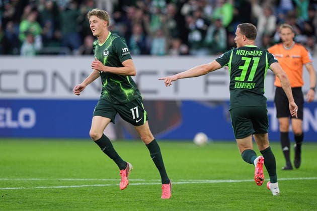 September 18, 2026, xydrx, Men s, Soccer, 2. Bundesliga, VfL Wolfsburg vs. SV Darmstadt 98, 2026–2027 season, Volkswagen Arena: Celebration after VfL Wolfsburg’s 1–0 goal scored by Alexander Bernhardsson (VfL Wolfsburg, No. 17) alongside Yannick Gerhardt (VfL Wolfsburg, No. 31). DFB regulations prohibit any use of photographs as image sequences and or quasi-video. Copyright: HMBxMedia YannisxDreimann