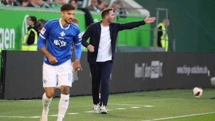 VfL vs. Darmstadt, 2. Bundesliga Wolfsburg, September 18, 2026, Soccer, Men s, 2. Bundesliga, 2026–2027 Season, VfL Wolfsburg vs. SV Darmstadt 98 Head Coach Tobias Strobl VfL Wolfsburg DFL DFB REGULATIONS PROHIBIT ANY USE OF PHOTOGRAPHS AS IMAGE SEQUENCES AND OR QUASI-VIDEO Volkswagen Arena Lower Saxony Germany