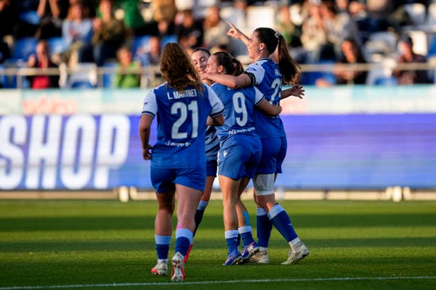 From left: Laia Martret Jimenez (TSG), 21; Janna Grimm (TSG), 26; Marie Steiner (TSG), 9; goal scorer Chiara Hahn (TSG), 23; players from TSG 1899 Hoffenheim celebrating the 1-0 goal, Celebration, goal celebration, scoring a goal, celebrate the goal, goal, celebration, celebrating the goal, joy, happiness, happy, optimistic, positive, game scene, highlight, action, 18 09 2026, Sinsheim, Hoffenheim, Germany, soccer, Google Pixel Women’s Bundesliga, TSG 1899 Hoffenheim vs. VfL Wolfsburg, DFB and DFL regulations prohibit any use of photographs as image sequences and or quasi-video xozx