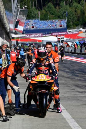 MOTO - MOTO GP - AUSTRIA GRAND PRIX 2026 23 BASTIANINI Enea (ita), Red Bull KTM Tech3, KTM RC16, action, pitlane during the 2026 MotoGP Qatar Grand Prix of Austria, on the Red Bull Ring, from September 18 to 20, 2026 in Austria, Spielberg - SpielbergAustria  Copyright: xGIGIxSOLDANOx