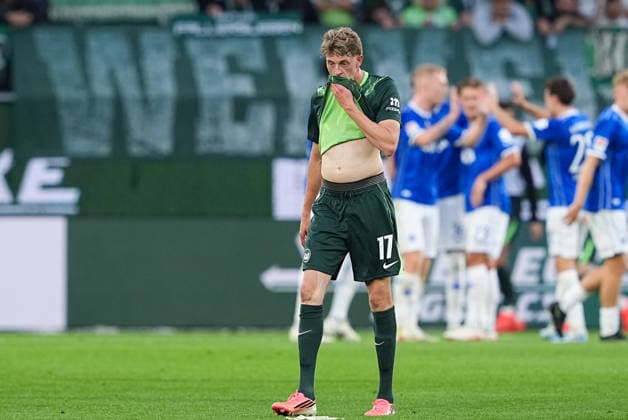 September 18, 2026, xydrx, Men s, Soccer, 2. Bundesliga, VfL Wolfsburg vs. SV Darmstadt 98, 2026–2027 season, Volkswagen Arena: Alexander Bernhardsson of VfL Wolfsburg, 17, disappointed after conceding the goal that tied the score at 1–1. DFB regulations prohibit any use of photographs as image sequences and or quasi-video. Copyright: HMBxMedia YannisxDreimann