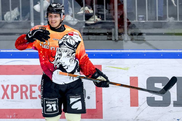 September 18, 2026, Ice Hockey, DEL, Kölner Haie vs. Grizzlys Wolfsburg, Matchday 1, 2026–27 Season, Lanxess Arena, Cologne, Timo Ruckdäschel, Grizzlys Wolfsburg 91, North Rhine-Westphalia, Germany