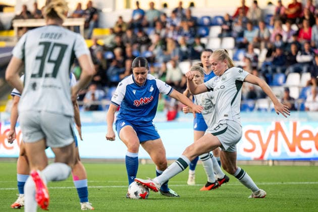 September 18, 2026, GER, Soccer, Women s, Google Pixel 1 Bundesliga, 2026–2027 Season, Matchday 4, TSG 1899 Hoffenheim vs. VfL Wolfsburg: Svenja Fölmli (Hoffenheim, 19) in a tackle with Camilla Küver (VfL Wolfsburg, 16), DFB and DFL regulations prohibit any use of photographs as image sequences and or quasi-video. Hoffenheim, Dietmar Hopp Stadium, Baden-Württemberg, Germany Copyright: xNordphoto Memmlerx