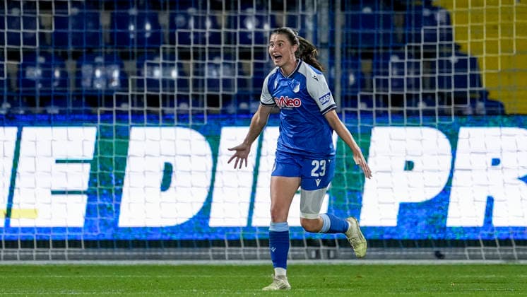 Goal scorer Chiara Hahn of TSG, 23, celebrates the goal that makes it 2–1, celebration, celebrating, goal celebration, goal scored, celebrate the goal, goal, celebration, celebrating the goal, joy, happiness, happy, optimistic, positive, game scene, highlight, still image, single photo, action, 09 18 2026, Sinsheim, Hoffenheim, Germany, soccer, Google Pixel Women’s Bundesliga, TSG 1899 Hoffenheim vs. VfL Wolfsburg, DFB and DFL regulations prohibit any use of photographs as image sequences and or quasi-video xozx