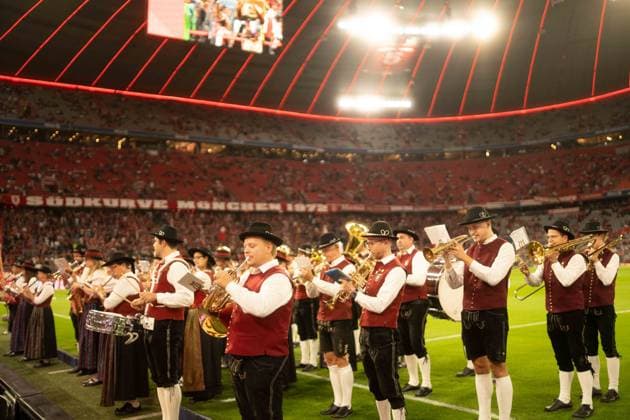 September 18, 2026: FC Bayern Munich vs. Union Berlin, Matchday 4 of the 1. Bundesliga at the Allianz Arena in Munich. The Fan Treff B16 Pforzenrieden orchestra performs music in traditional costume before kickoff at the Allianz Arena. IMPORTANT NOTICE: In accordance with the guidelines of the DFL and the DFB, it is prohibited to use or allow the use of photographs taken in the stadium and or during the game in the form of sequential images and or video-like photo series Copyright: xJamesxZabelx
