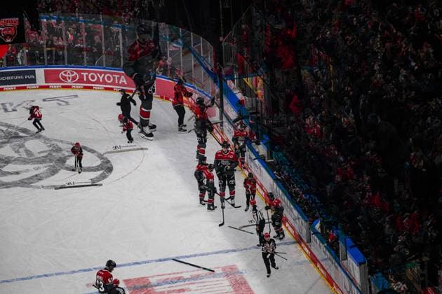 COLOGNE, GERMANY - 18 SEPTEMBER, 2026: - The PENNY DEL Ice hockey, Eishockey match Koelner Haie vs. Grizzlys Wolfsburg at LANXESS arena.  Copyright: xVitaliixKliuievx