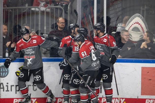 PENNY DEL 1 Cologne Sharks vs. Grizzly Wolfsburg, Cologne, September 18, 2026 Kevin Niedenz, Cologne Sharks, forward, 46 Jan Luca Sennhenn, Kölner Haie, Defenseman, 17 Frederik Storm, Kölner Haie, Forward, 19 Frederik Storm, Kölner Haie, Forward, 19 Markus Ljungh, Kölner Haie, Forward, 61 91 PENNY DEL 1 Cologne Sharks vs. Grizzly Wolfsburg on September 18, 2026, at KA2 in Cologne, Germany Copyright: xBEAUTIFULxSPORTS AndreasxDickx