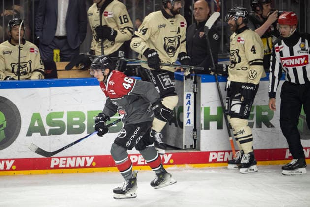 PENNY DEL 1 Cologne Sharks vs. Grizzly Wolfsburg, Cologne, September 18, 2026 Kevin Niedenz, Cologne Sharks, forward, 46 PENNY DEL 1 Cologne Sharks vs. Grizzly Wolfsburg on September 18, 2026, at KA2 in Cologne, Germany Copyright: xBEAUTIFULxSPORTS AndreasxDickx