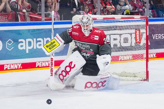 Ice Hockey: Penny DEL 1 Match Day—Cologne Sharks vs. Wolfsburg Grizzlys on September 18, 2026, at the Lanxess Arena in Cologne. Janne Juvonen, Cologne. In accordance with the guidelines of the DEL (German Ice Hockey League), the publication and further use of the footage in electronic media and on devices of any kind is not permitted during the game. xDMx