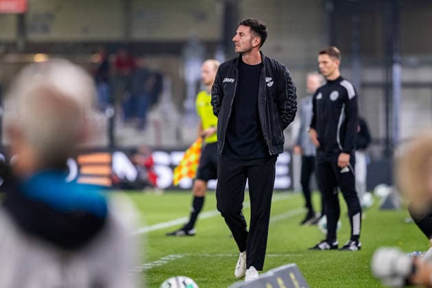 Orest Shala, Head Coach (GER), SC Verl vs. FC Würzburger Kickers, Soccer, 3rd Division, Matchday 7, 2026–2027 Season, September 18, 2026 DFL regulations prohibit the use of photographs as image sequences and or quasi-video GER, SC Verl vs. FC Würzburger Kickers, Soccer, 3rd Division, Matchday 7, 2026–2027 season, September 18, 2026, Verl Copyright: xEibner-Pressefoto JanxRollingerx EP_JSK