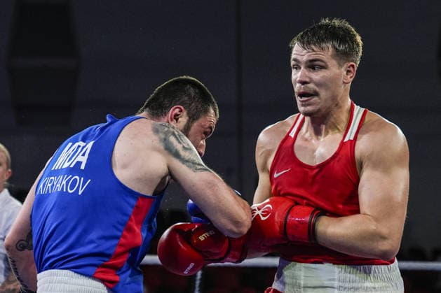 2026 European Boxing Championships in Sofia SOFIA, BULGARIA - SEPTEMBER 18: Leon Kermas (red) of Estonia competes against Andrei Chiriacov (blue) of Moldova in the men s 85kg category during the 2026 European Boxing Championships are held at Asics Arena in Sofia, Bulgaria, on September 18, 2026. Osmancan Gurdogan Anadolu Sofia Bulgaria. Editorial use only. Please get in touch for any other usage.  Copyright: x2026xAnadoluxOsmancanxGurdoganx