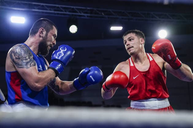 2026 European Boxing Championships in Sofia SOFIA, BULGARIA - SEPTEMBER 18: Leon Kermas (red) of Estonia competes against Andrei Chiriacov (blue) of Moldova in the men s 85kg category during the 2026 European Boxing Championships are held at Asics Arena in Sofia, Bulgaria, on September 18, 2026. Osmancan Gurdogan Anadolu Sofia Bulgaria. Editorial use only. Please get in touch for any other usage.  Copyright: x2026xAnadoluxOsmancanxGurdoganx