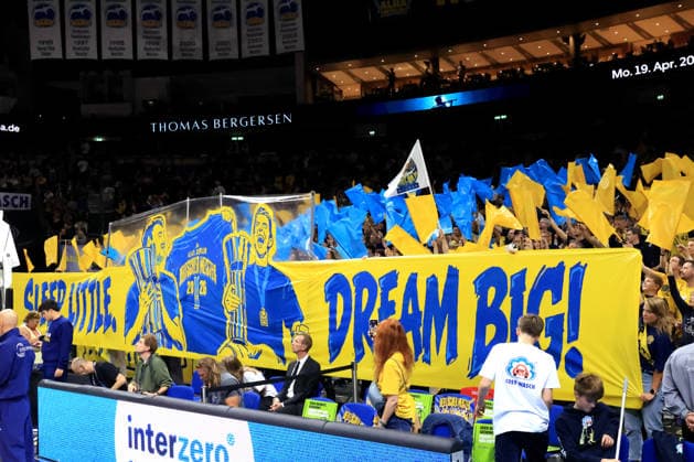 September 18, 2026, Germany, GER, DEU, Basketball, 1st Bundesliga, Day 1, 2026–2027 Season, Berlin, ALBA Berlin vs. Niners Chemnitz, ALBA Fans, Fan Section, nordphoto GmbH Engler Berlin Uber Arena, State of Germany Copyright: xNordphotox xEnglerx