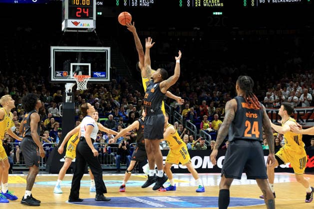 September 18, 2026, Germany, GER, DEU, Basketball, 1st Bundesliga, Day 1, 2026–2027 Season, Berlin, ALBA Berlin vs. Niners Chemnitz, Tip-off, Norris Agbakoko (ALBA Berlin) 17, Nighael Caesar (Chemnitz) 22, nordphoto GmbH, Engler Berlin Uber Arena, Federal State: Germany Copyright: xNordphotox xEnglerx