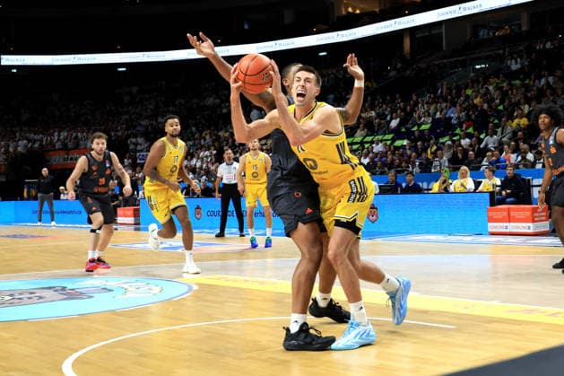 September 18, 2026, Germany, GER, DEU, Basketball, 1st Bundesliga, Day 1, 2026–2027 Season, Berlin, ALBA Berlin vs. Niners Chemnitz, JOE WIESKAMP (ALBA Berlin 11), NIGHAEL CEASER (Chemnitz 22), nordphoto GmbH, Engler Berlin Uber Arena, Federal State: Germany Copyright: xNordphotox xEnglerx