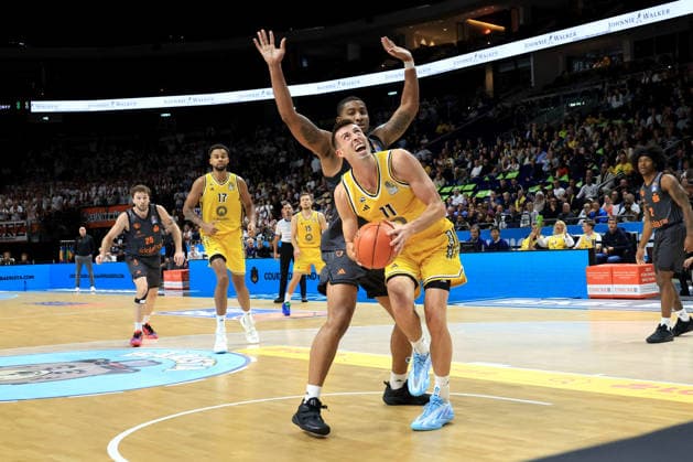 September 18, 2026, Germany, GER, DEU, Basketball, 1st Bundesliga, Day 1, 2026–2027 Season, Berlin, ALBA Berlin vs. Niners Chemnitz, JOE WIESKAMP (ALBA Berlin 11), NIGHAEL CEASER (Chemnitz 22), nordphoto GmbH, Engler Berlin Uber Arena, Federal State: Germany Copyright: xNordphotox xEnglerx