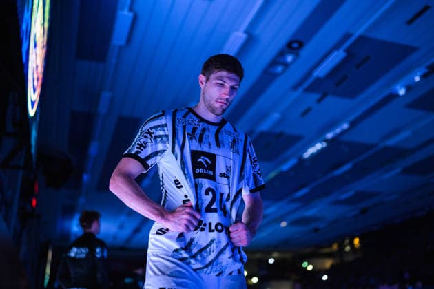 Lukas Zerbe, THW Kiel, 24, shortly before tip-off, GER, ThSV Eisenach vs. THW Kiel, 1st Opel Handball Bundesliga, Handball, Matchday 5, 2026–2027 season, 8:00 p.m., September 18, 2026 GER, ThSV Eisenach vs. THW Kiel, 1st Opel Handball Bundesliga, Handball, Matchday 5, 2026–2027 season, 8:00 p.m., September 18, 2026, Eisenach Copyright: xMartinxHerbstx