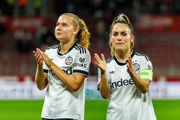 GPFBL, 1 FSV Mainz 05 vs. Eintracht Frankfurt, September 18, 2026, Mainz s Jarne Teulings of Eintracht Frankfurt, 9, and Ereleta Memeti of Eintracht Frankfurt, 7, celebrate after their victory in the Google Pixel Women s Bundesliga match on Matchday 5 of the 2026–27 season between 1 FSV Mainz 05 and Eintracht Frankfurt at the MEWA Arena, Mainz, September 18, 2026 Copyright: xBEAUTIFULxSPORTS Hahnex