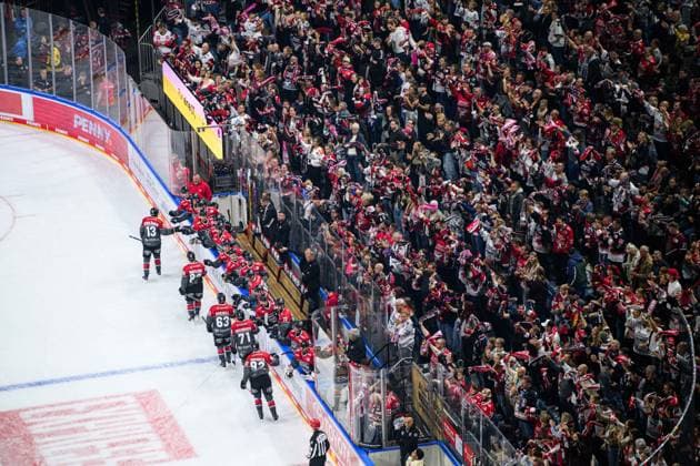 COLOGNE, GERMANY - 18 SEPTEMBER, 2026: - The PENNY DEL Ice hockey, Eishockey match Koelner Haie vs. Grizzlys Wolfsburg at LANXESS arena.  Copyright: xVitaliixKliuievx