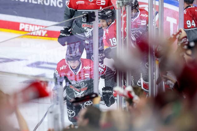 September 18, 2026, Ice hockey, DEL, Kölner Haie vs. Grizzlys Wolfsburg, Matchday 1, 2026–27 season, Lanxess Arena, Cologne. Celebrations after the 3–2 goal scored by Kevin Niedenz of the Kölner Haie. 46 North Rhine-Westphalia, Germany