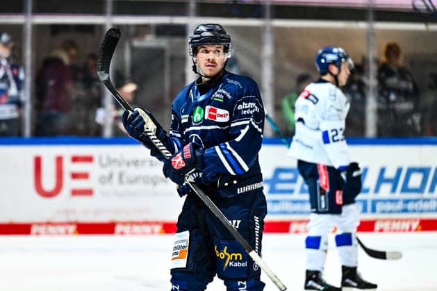 Tyler Boland, Iserlohn Roosters, 10, GER, Iserlohn Roosters vs. ERC Ingolstadt, Ice Hockey, Penny DEL, Matchday 1, 2026–2027 Season, September 19, 2026, GER, Iserlohn Roosters vs. ERC Ingolstadt, Ice Hockey, Penny DEL, Matchday 1, 2026–2027 Season, September 19, 2026, Iserlohn Copyright: xJonasxBrockmann Eibner-Pressefotx EP_JBN