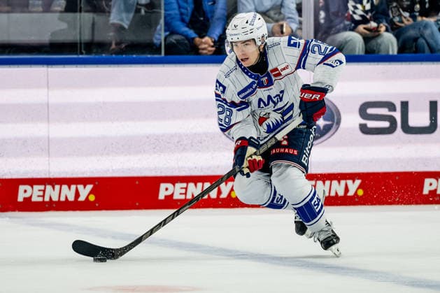 Alexander Ehl, Adler Mannheim, 28, GER; EHC Red Bull Munich vs. Adler Mannheim; Ice Hockey; DEL; 2026–2027 Season; Matchday 1; September 18, 2026; Photo: HMB Media, Heike Feiner Copyright: HMBxMedia HeikexFeiner