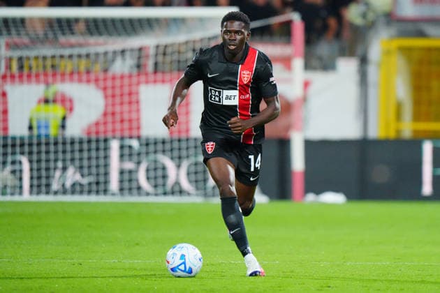 IPA88678847 - Ebenezer Ajodun Akinsanmiro (AC Monza) during the AC Monza vs. US Sassuolo Italian Serie A soccer match in Monza, Italy, on September 18, 2026  Copyright: xLucaxRossini IPAxSportx xx IPA88678847