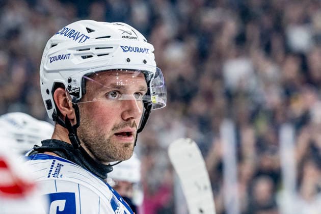 Brooks Macek, Adler Mannheim, 13, Portrait, GER, EHC Red Bull Munich vs. Adler Mannheim, Ice Hockey, DEL, 2026–2027 Season, Matchday 1, September 18, 2026, Photo: HMB Media, Heike Feiner Copyright: HMBxMedia HeikexFeiner