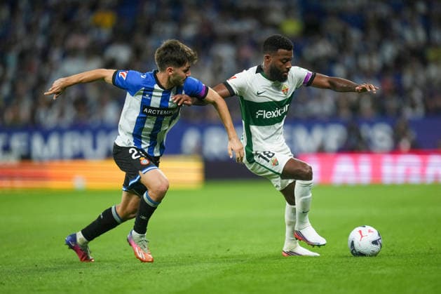 ESP: RCD Espanyol - Elche CF. La Liga EA Sports. Macthday 7 Tomas Lemar of Elche CF and Javi Hernandez of RCD Espanyol during the La Liga EA Sports match between RCD Espanyol and Elche CF played at RCDE Stadium on September 18, 2026 in Barcelona, Spain. kpng Copyright: xBaguxBlancox xPRESSINPHOTOx PS_2627_ESP_ELC_RAC_020