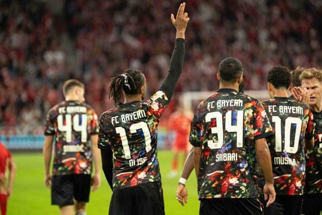 September 18, 2026: Soccer – FC Bayern Munich vs. Union Berlin, Matchday 4 of the Bundesliga 1 at the Allianz Arena in Munich; Michael Olise celebrates a goal for FC Bayern Munich, 17–6 0 IMPORTANT NOTICE: In accordance with DFL and DFB regulations, it is prohibited to use or allow the use of photographs taken in the stadium and or during the match in the form of sequential images and or video-like photo series. Copyright: xJamesxZabelx