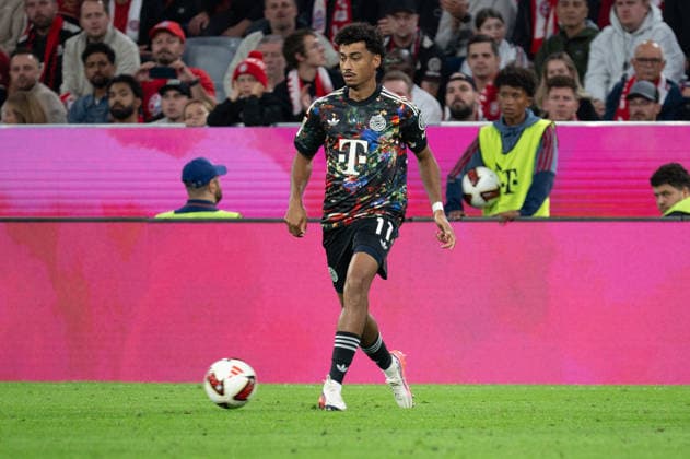 GER, Bavaria, Munich, Soccer, FC Bayern Munich vs. 1. FC Union Berlin, at the Allianz Arena, Munich, Bundesliga, Matchday 4, September 18, 2026, From left: Nathaniel Brown, FC Bayern Munich, 11, portrait, single image, cutout, portrait, headshot, single image, cutout. DFL and DFB regulations prohibit any use of photographs as image sequences and or quasi-video, Copyright: HMB-Media MichaelxNibel