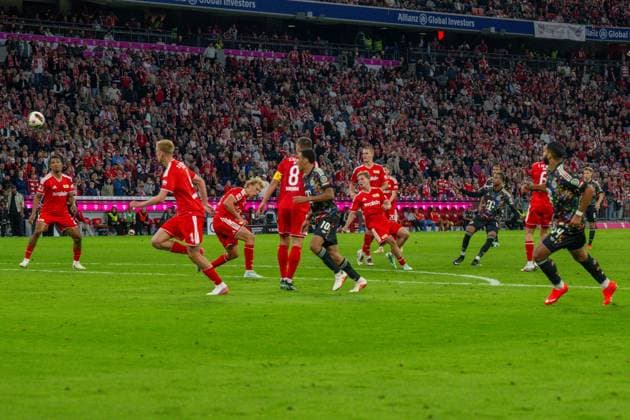Soccer, Men s, 2026–2027 Season, Bundesliga Matchday 4, FC Bayern Munich vs. 1. FC Union Berlin; Michael Olise (Bayern Munich) scores the 7–0 goal against Zeno Van Den Bosch (1. FC Union Berlin), Leopold Querfeld (1. FC Union Berlin), and Rani Khedira (1. FC Union Berlin), Andras Schäfer of 1. FC Union Berlin, Tom Rothe of 1. FC Union Berlin, and Aljoscha Kemlein of 1. FC Union Berlin, September 18, 2026, Copyright: xMatthiasxKochx