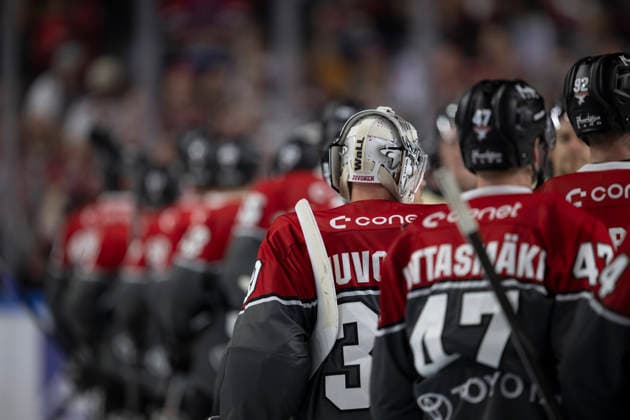 PENNY DEL 1 Cologne Sharks vs. Grizzly Wolfsburg, Cologne, September 18, 2026 Janne Juvonen, Cologne Sharks, goaltender, 30 PENNY DEL 1 Cologne Sharks vs. Grizzly Wolfsburg on September 18, 2026, at KA2 in Cologne, Germany Copyright: xBEAUTIFULxSPORTS AndreasxDickx